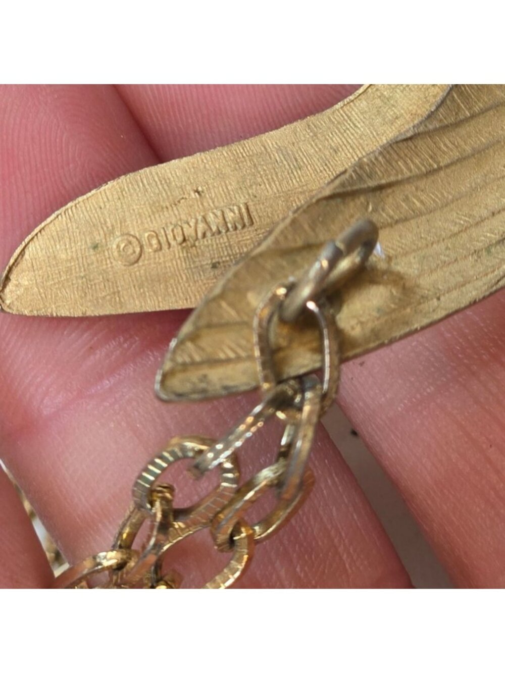Vintage Giovanni Brushed Gold-Tone Seagull Pendant Necklace Textured Long Chain - Picture 11 of 14